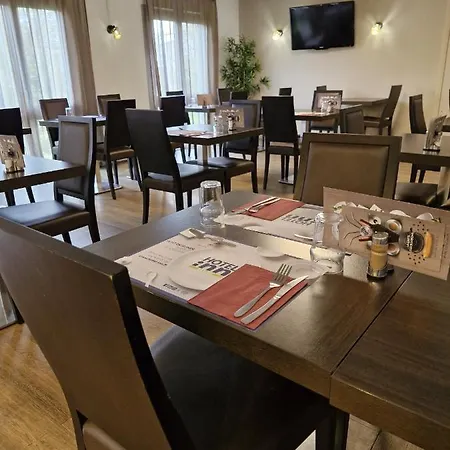 Hôtel Inn Design - Restaurant L'Escale Rochefort (Charente-Maritime)