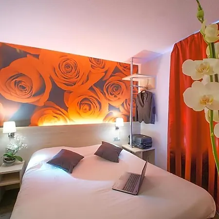 Design & Restaurant فندق 2*