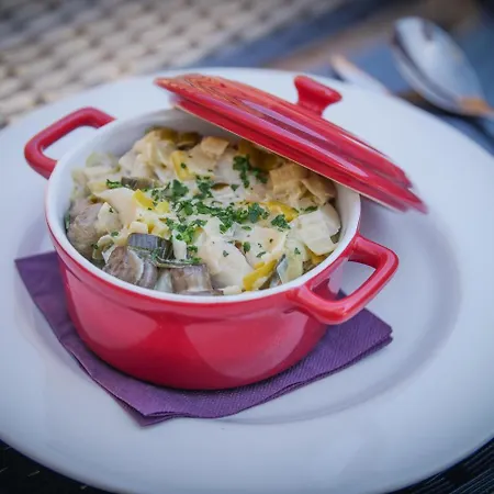 Hôtel Inn Design - Restaurant L'Escale 2*