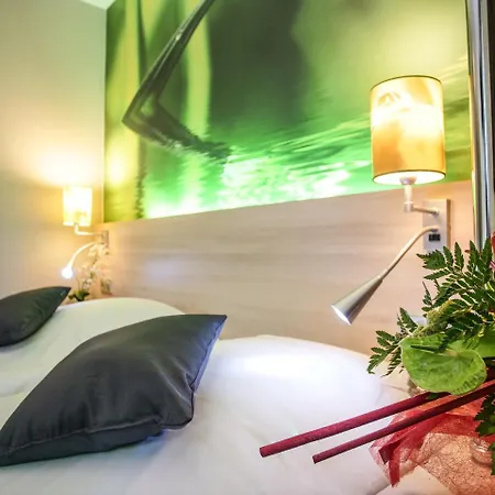 Hôtel Inn Design - Restaurant L'Escale 2*